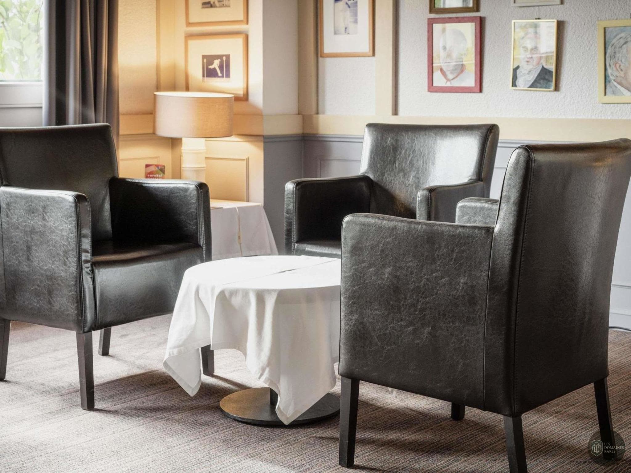 Vue extérieure de l'hôtel Hôtel Donibane en Nouvelle-Aquitaine