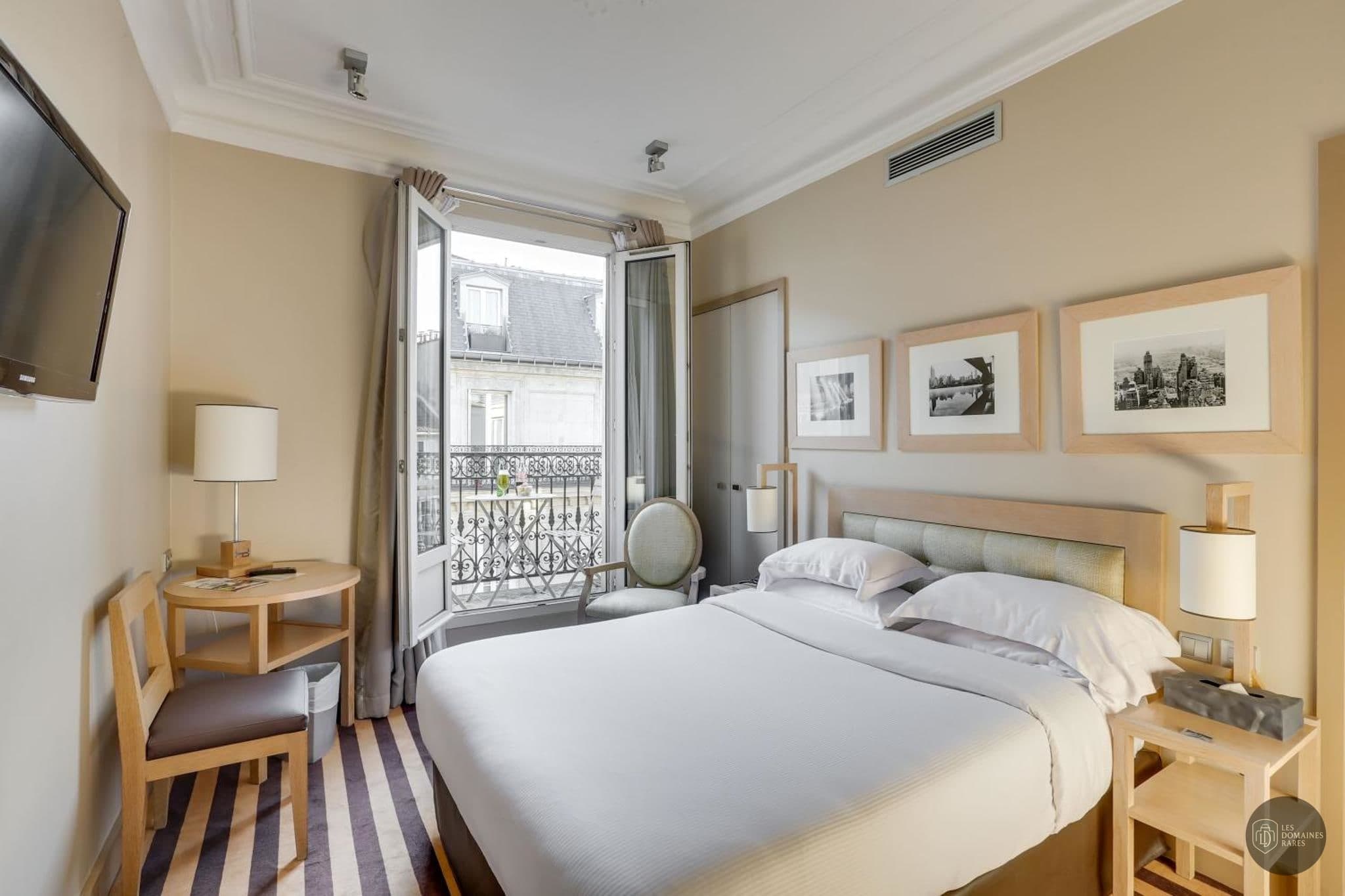 Chambre de l'hôtel Hôtel Duret à Paris en Île-de-France