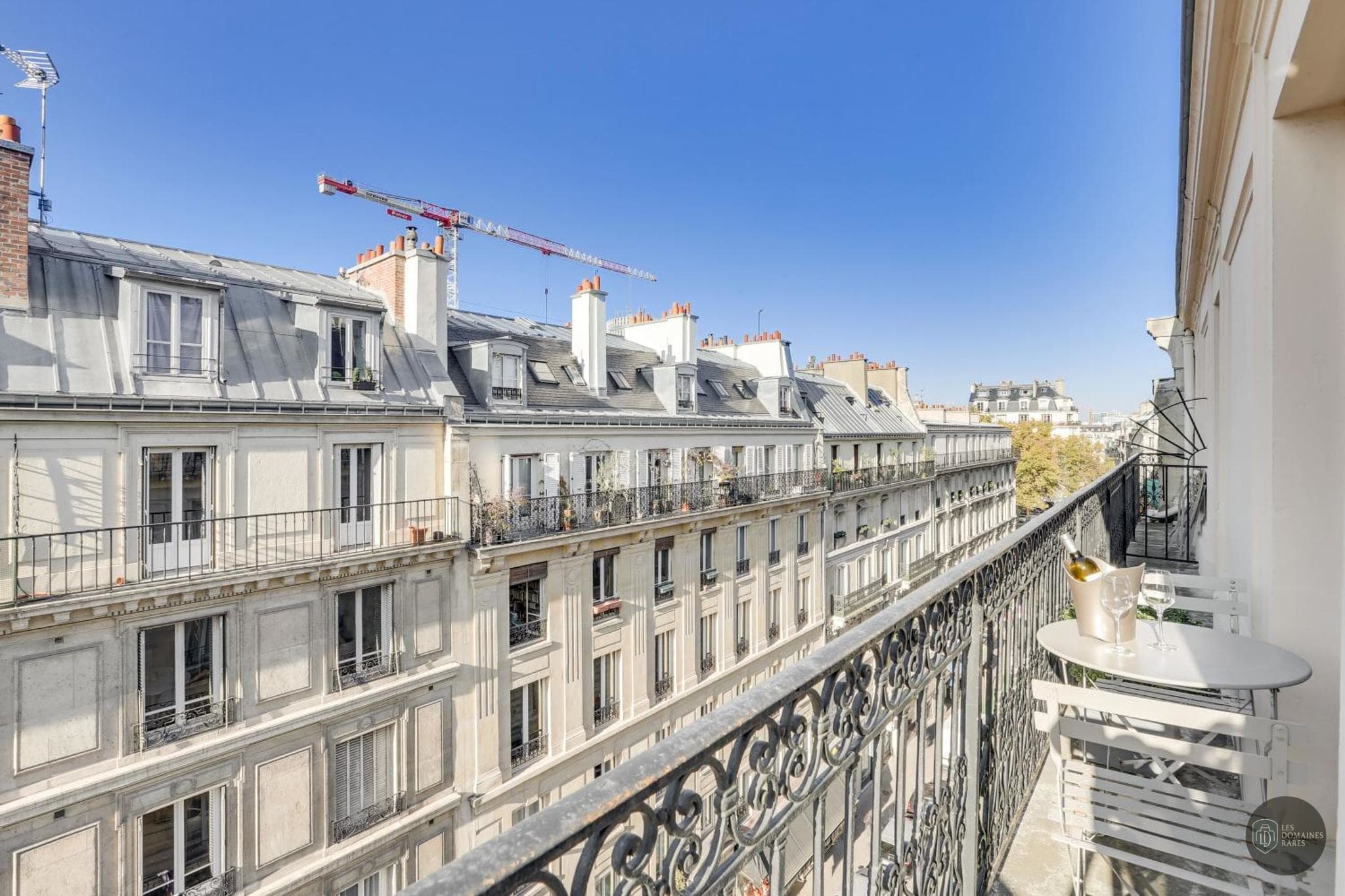 Vue extérieure de l'hôtel Hôtel Duret à Paris en Île-de-France