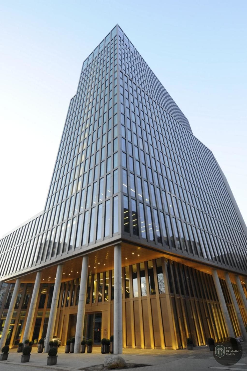 Hôtel Empire — Extérieur