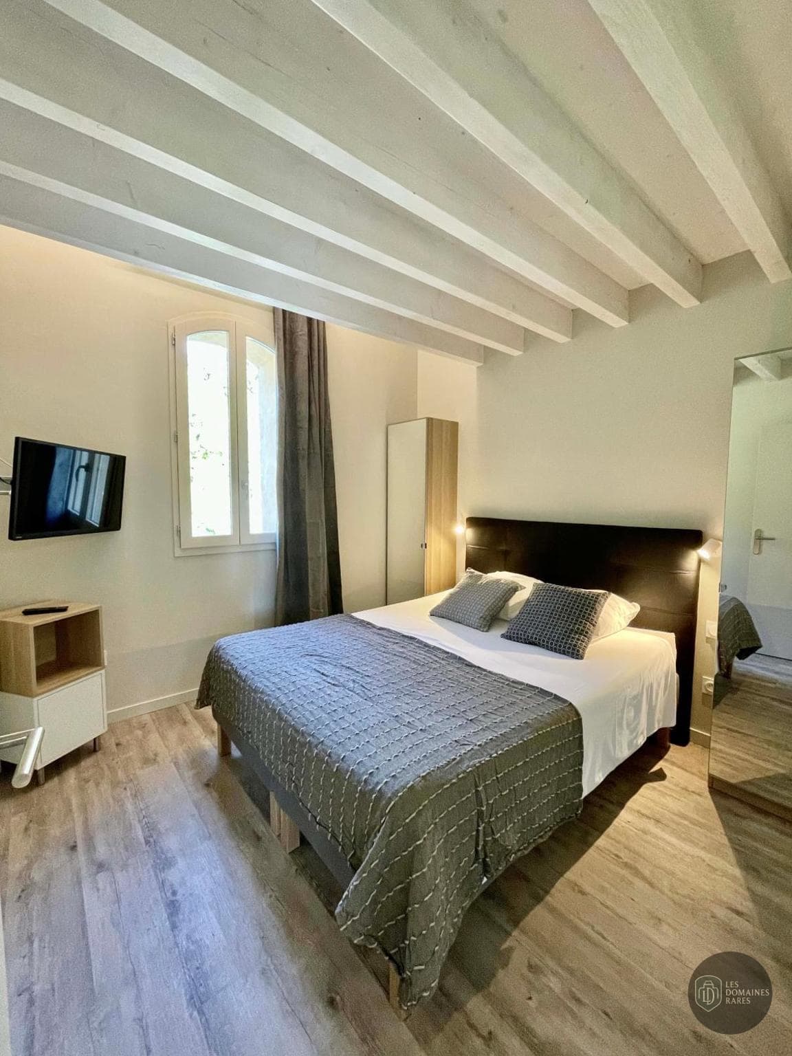 Chambre de l'hôtel Hôtel Estelou à Sommières en Occitanie