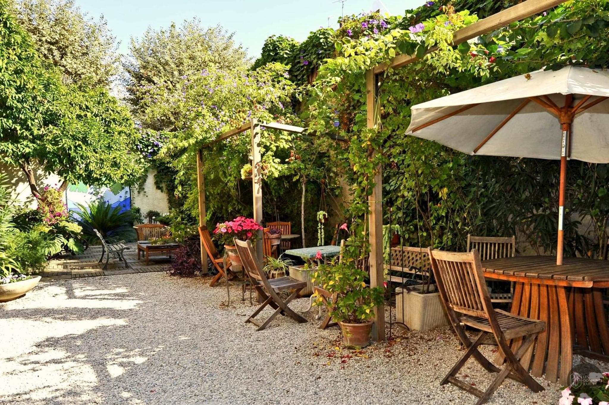 Hôtel Garden — Extérieur