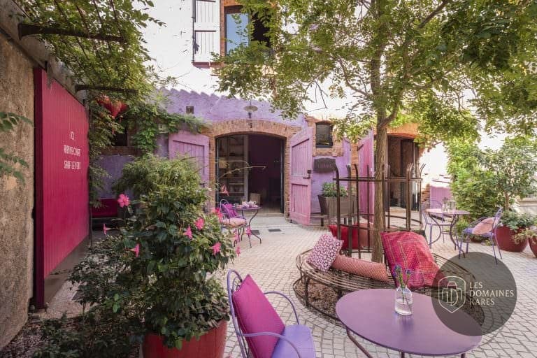 Vue extérieure de l'hôtel Hôtel Haguenot à Montpellier en Occitanie