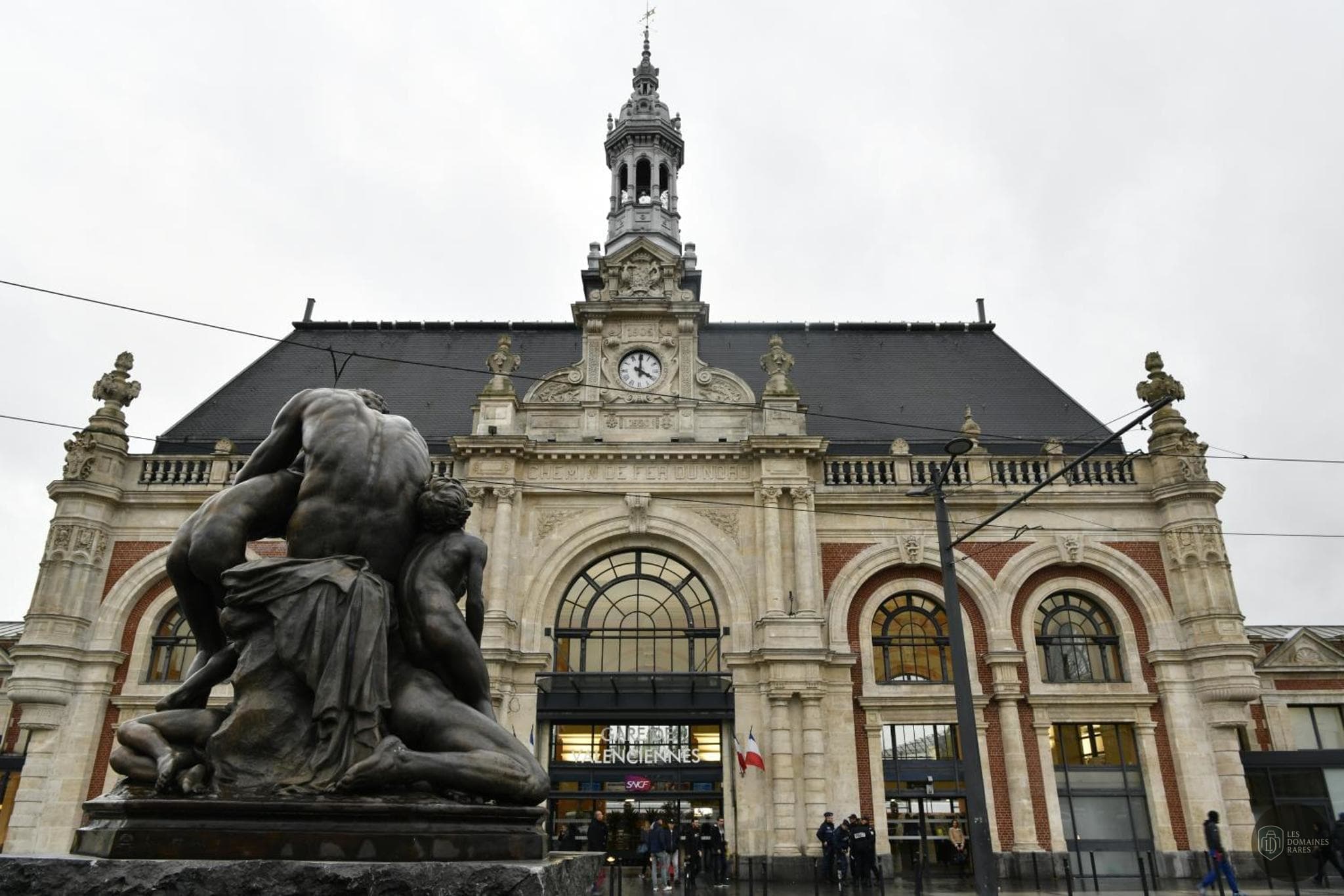 Hôtel In Situ — Extérieur
