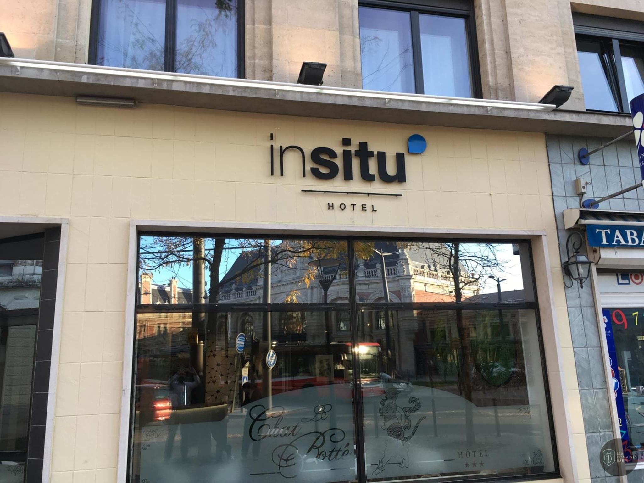 Hôtel In Situ — Extérieur
