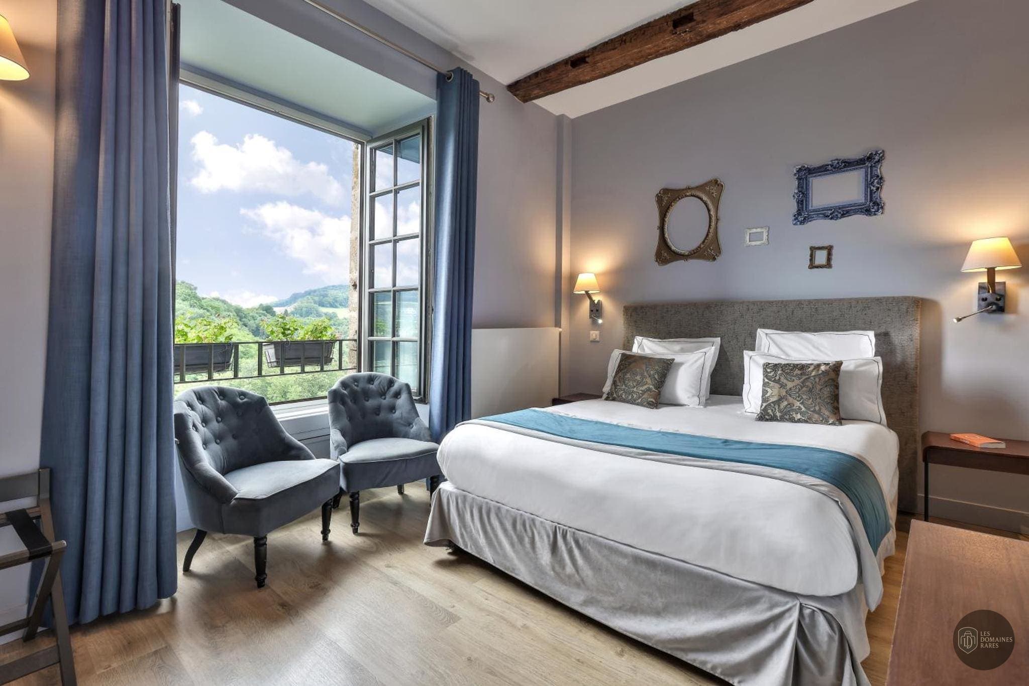 Chambre de l'hôtel Hôtel Joyet Maubec à Uzerche en Nouvelle-Aquitaine - séminaire arnac-pompadour, france