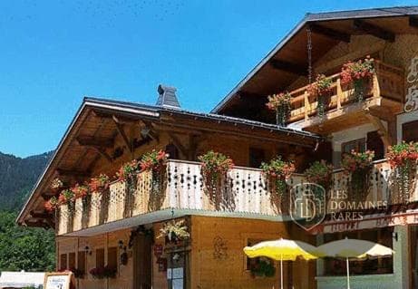 Vue extérieure de l'hôtel Hôtel Kandahar à Val en Auvergne-Rhône-Alpes