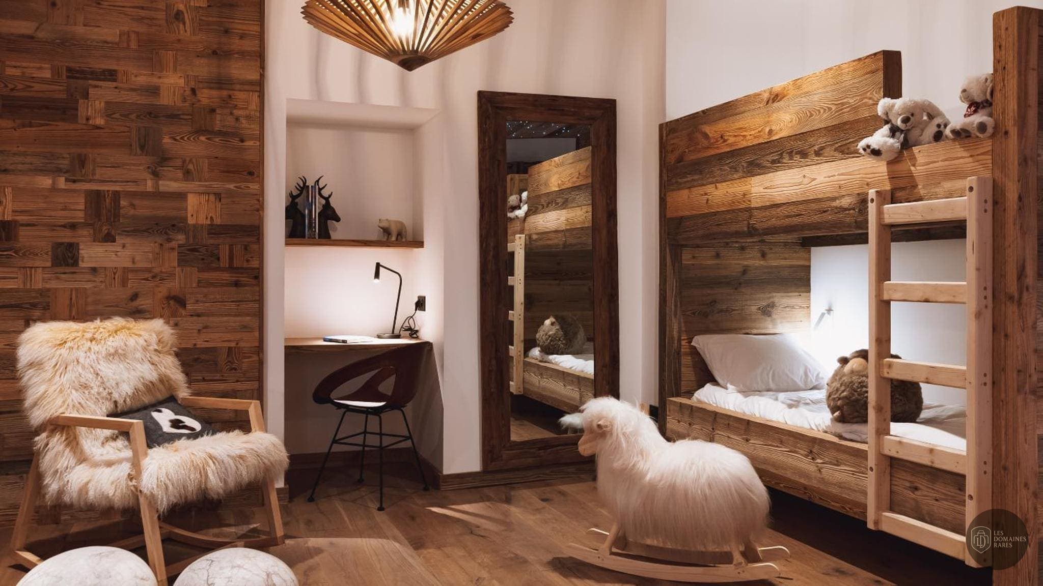 Chambre de l'hôtel Hôtel L'Ermitage à Le en Auvergne-Rhône-Alpes