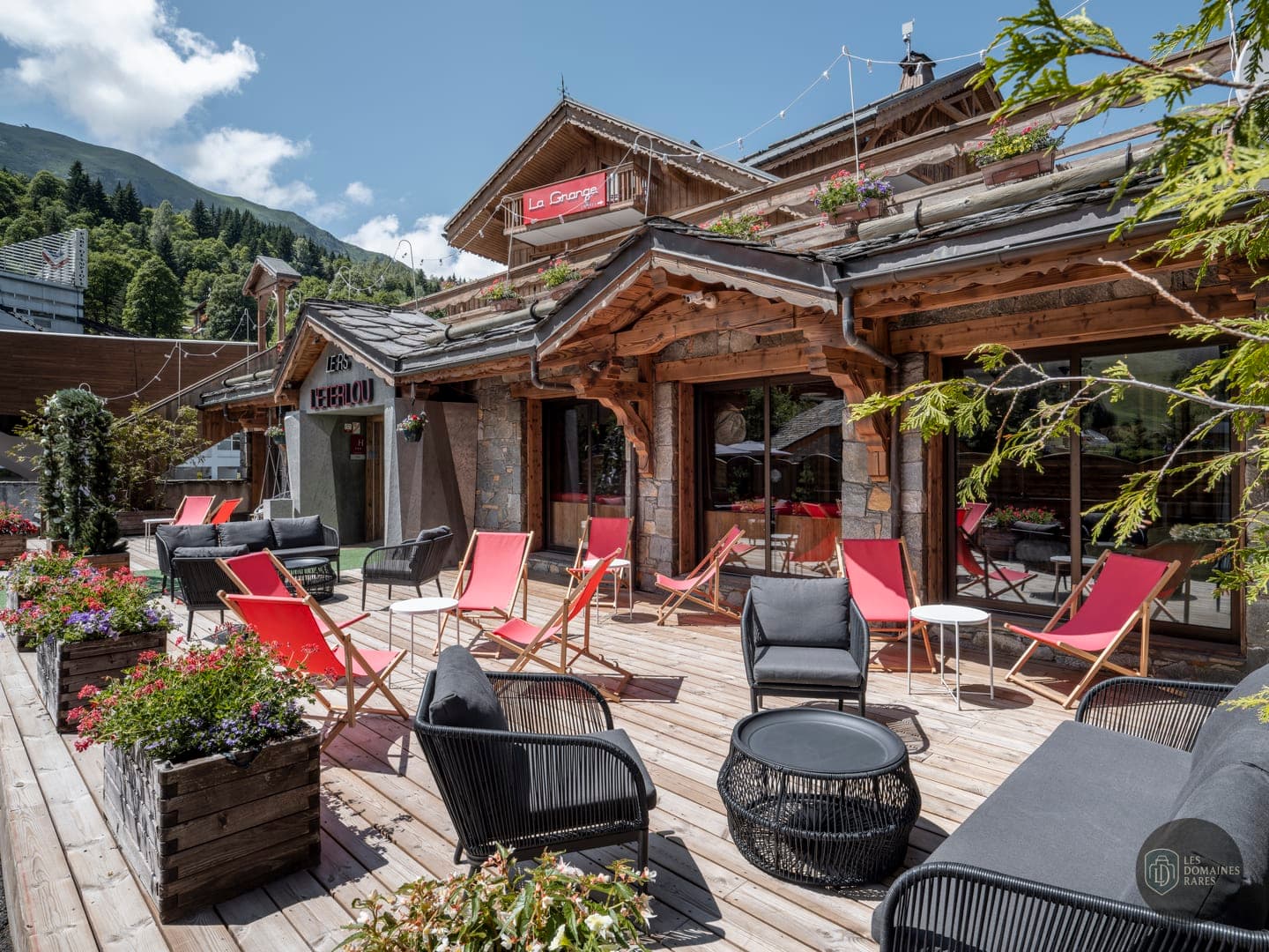 Vue extérieure de l'hôtel Hôtel L'Eterlou à Méribel en Auvergne-Rhône-Alpes