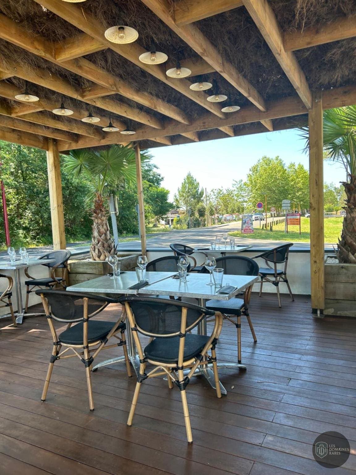 Hôtel Lakeside — Extérieur