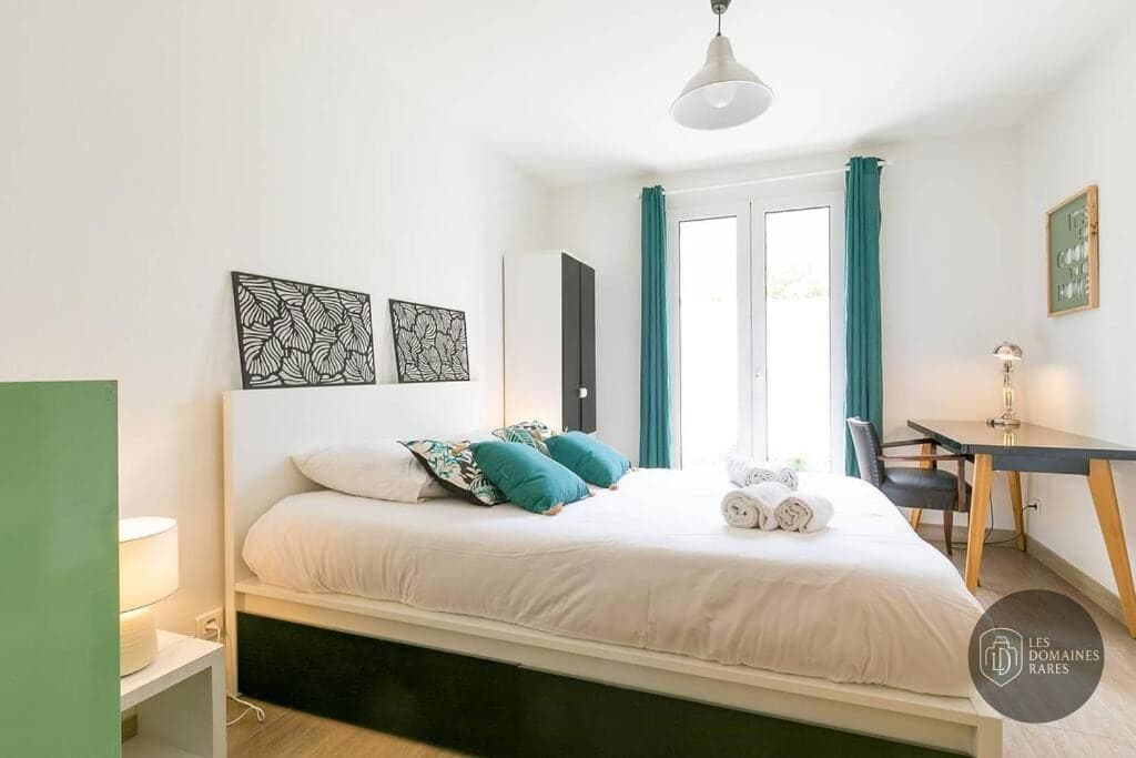 Chambre de l'hôtel Hôtel Le Chateaubriand en Île-de-France