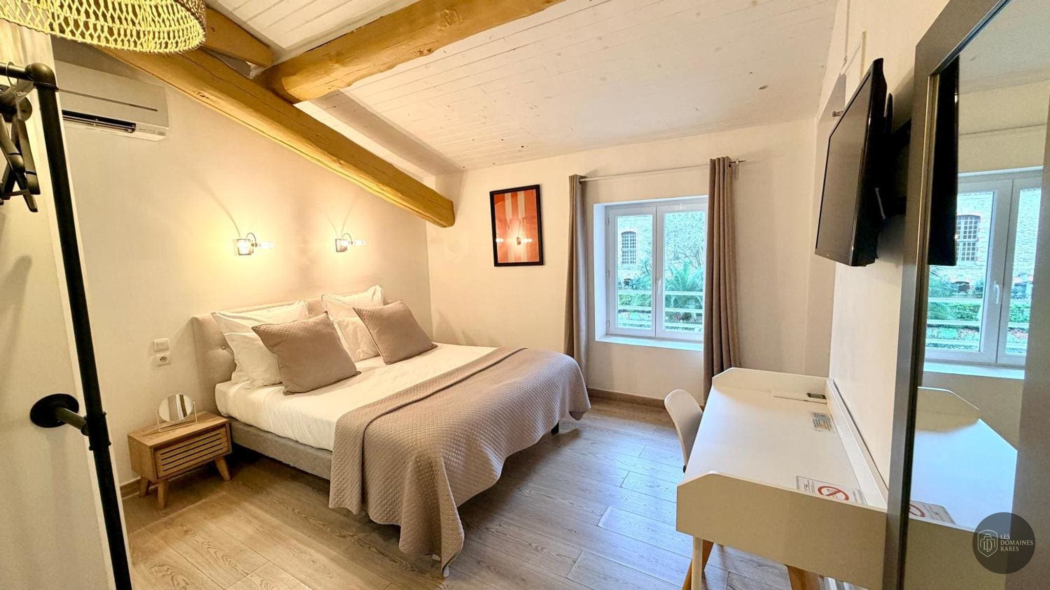 Chambre de l'hôtel Hôtel Le Galambre à Nîmes en Occitanie