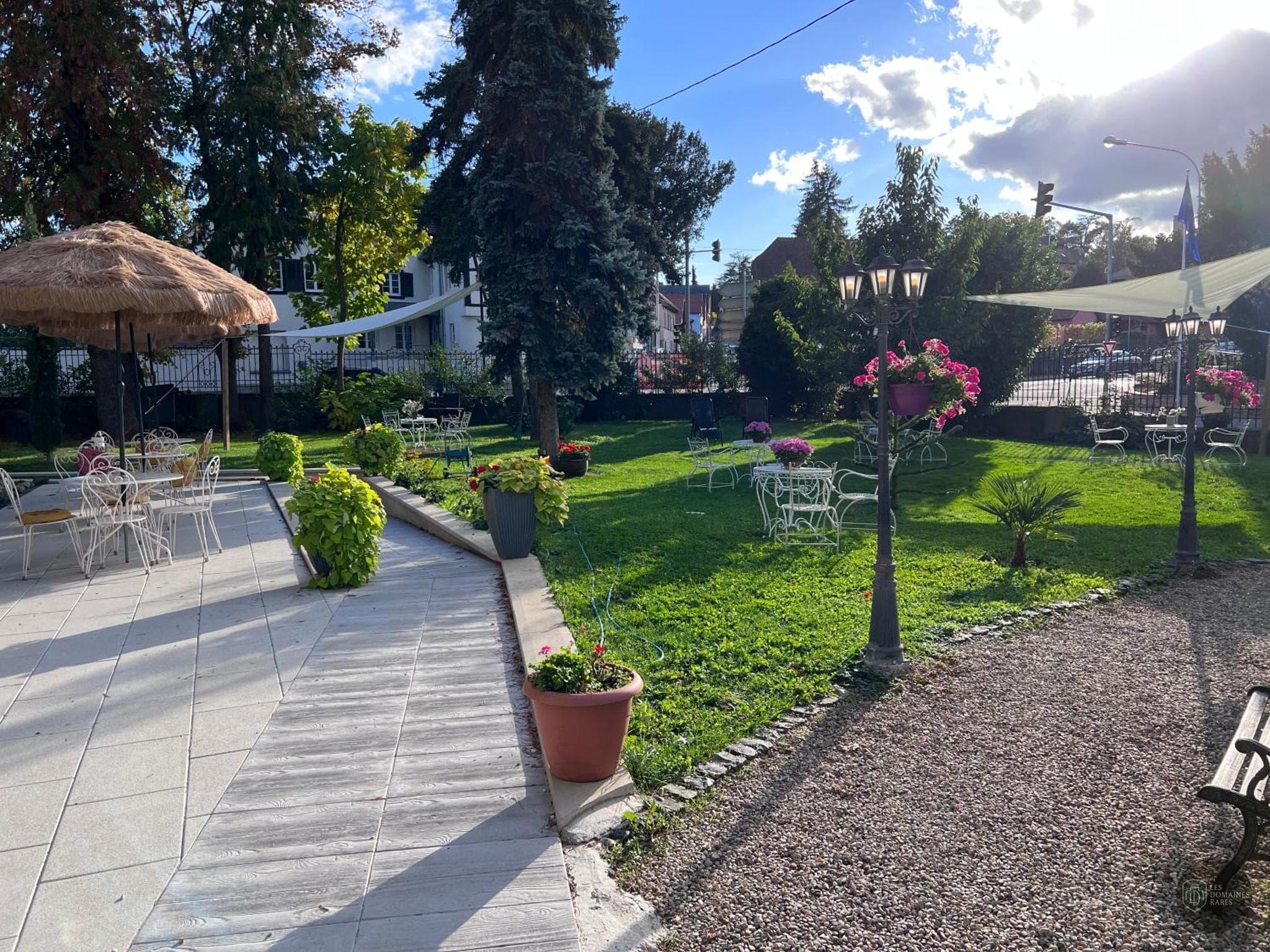 Vue extérieure du manoir Hôtel Le Manoir à Barr en Grand Est