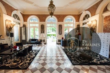 Espace intérieur de l'hôtel Hôtel Le Marois à Paris en Île-de-France
