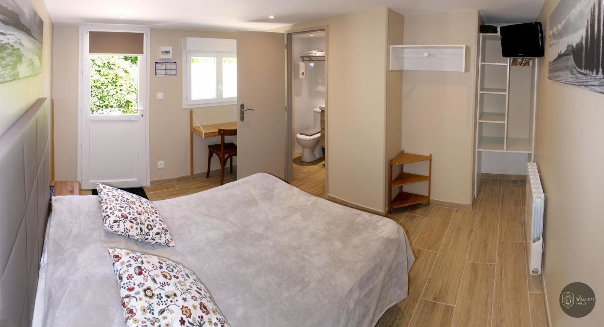Chambre de l'hôtel Hôtel Le Printemps à Montélimar en Auvergne-Rhône-Alpes