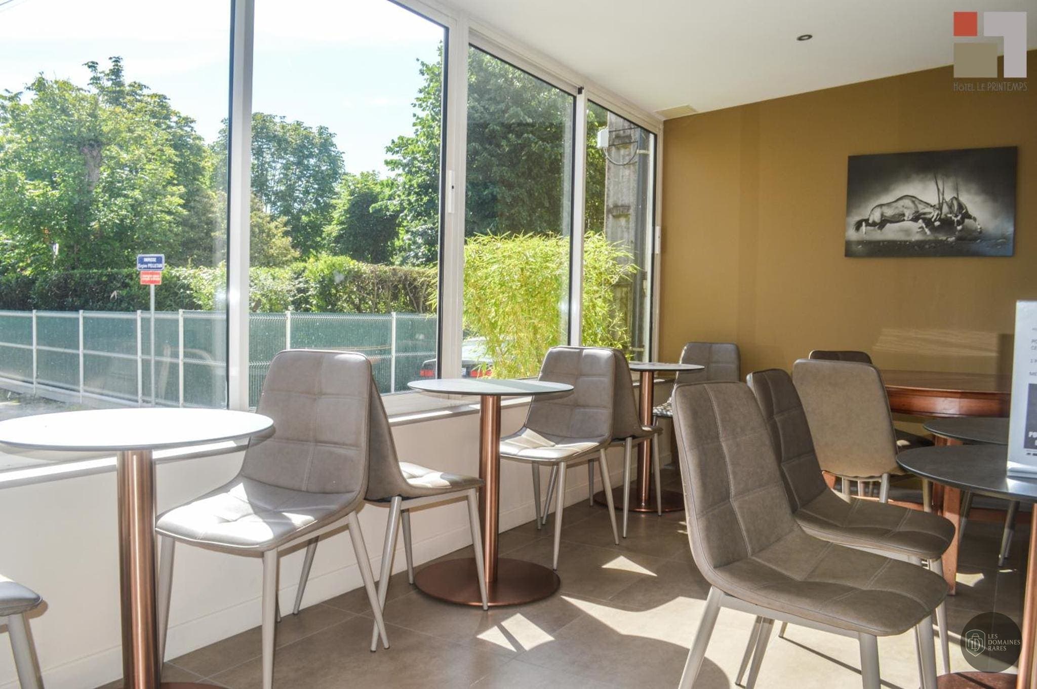 Restaurant de l'hôtel Hôtel Le Printemps à Montélimar en Auvergne-Rhône-Alpes - séminaire montélimar