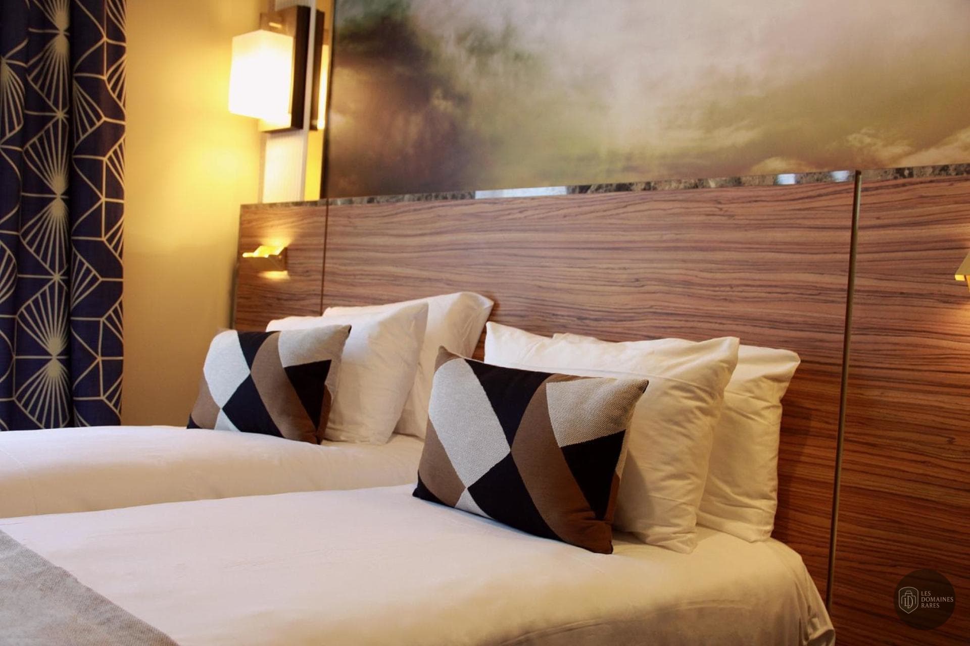 Chambre de l'hôtel Hôtel Le Rocroy Paris à Paris en Île-de-France