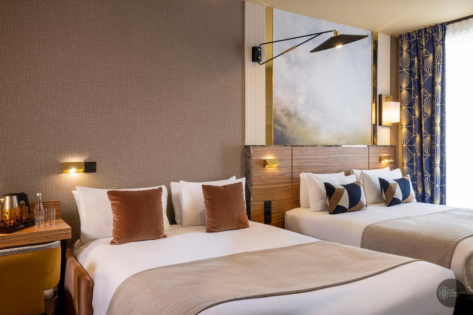 Chambre de l'hôtel Hôtel Le Rocroy Paris à Paris en Île-de-France