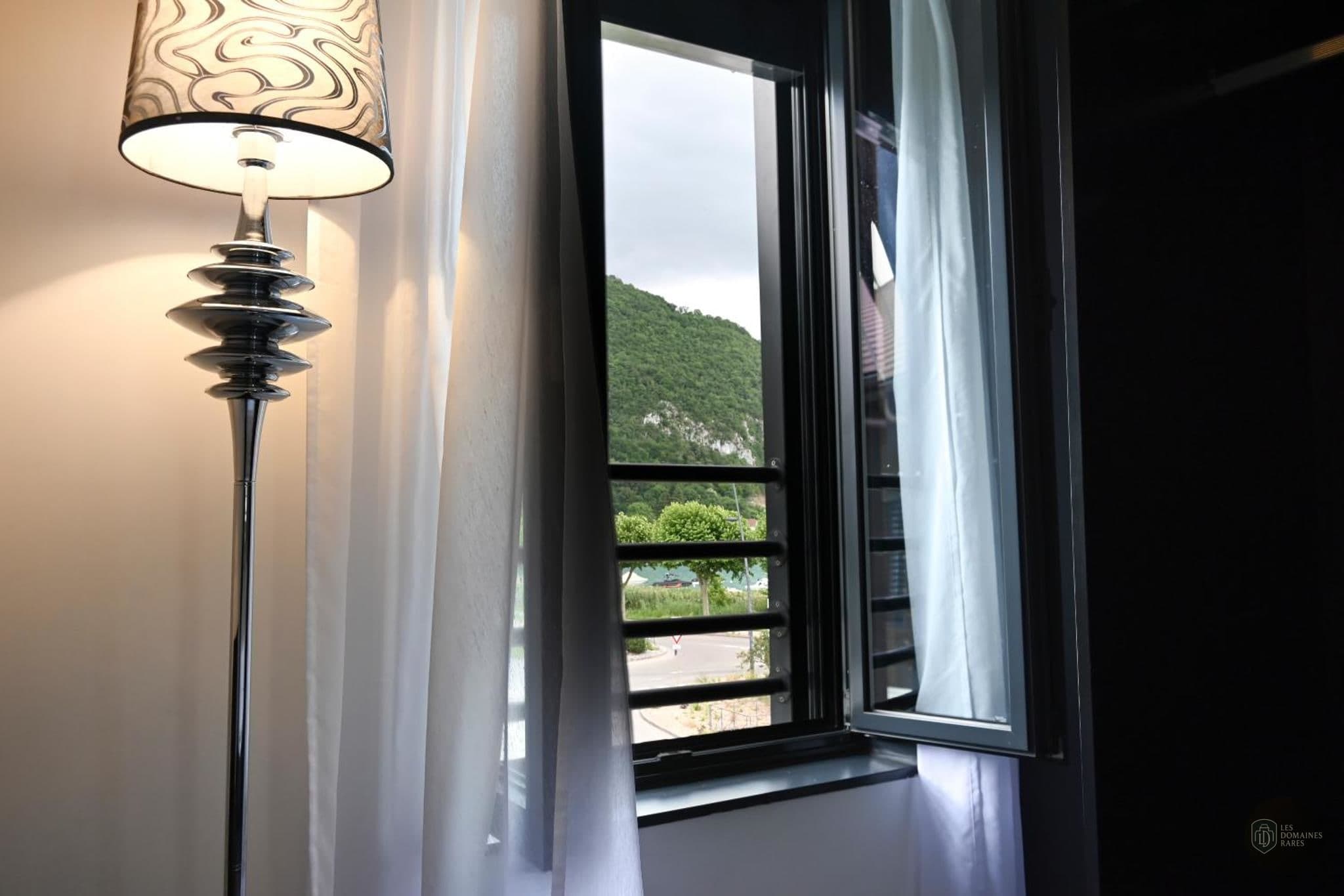 Vue extérieure de l'hôtel Hôtel Les Muses en Auvergne-Rhône-Alpes