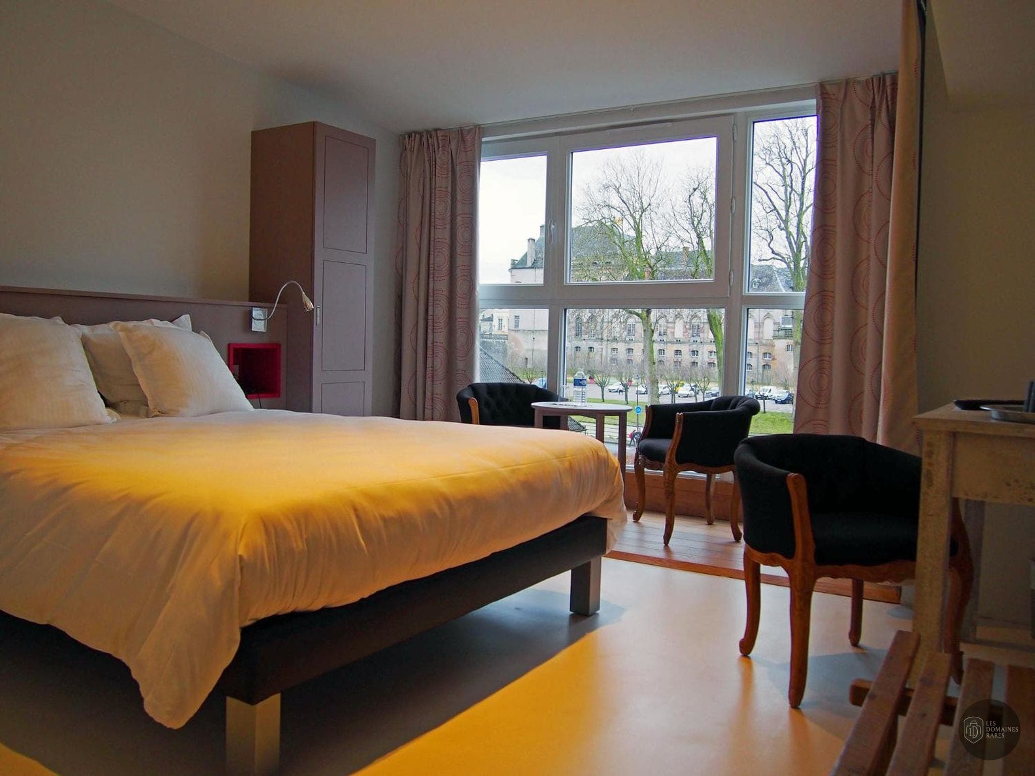 Chambre de l'hôtel Hôtel Les Pages à Lunéville en Grand Est - séminaire meurthe-et-moselle (54)