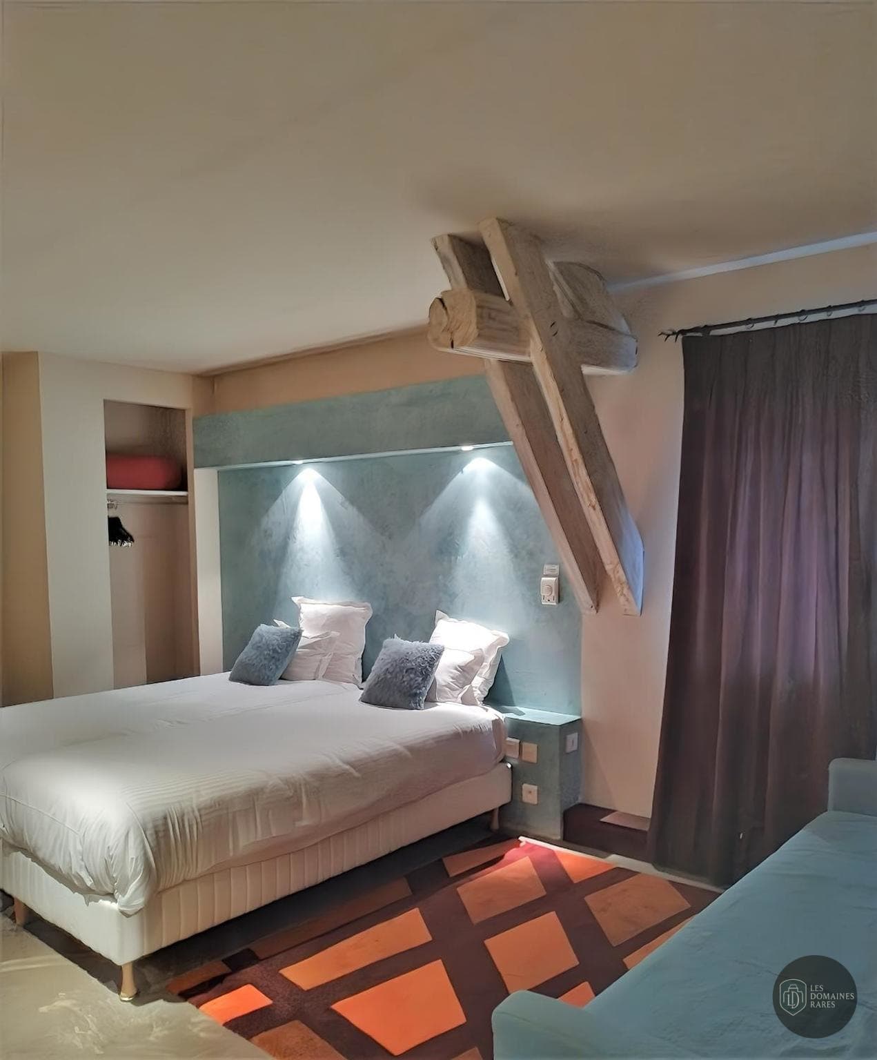 Chambre de l'hôtel Hôtel Les Pages à Lunéville en Grand Est