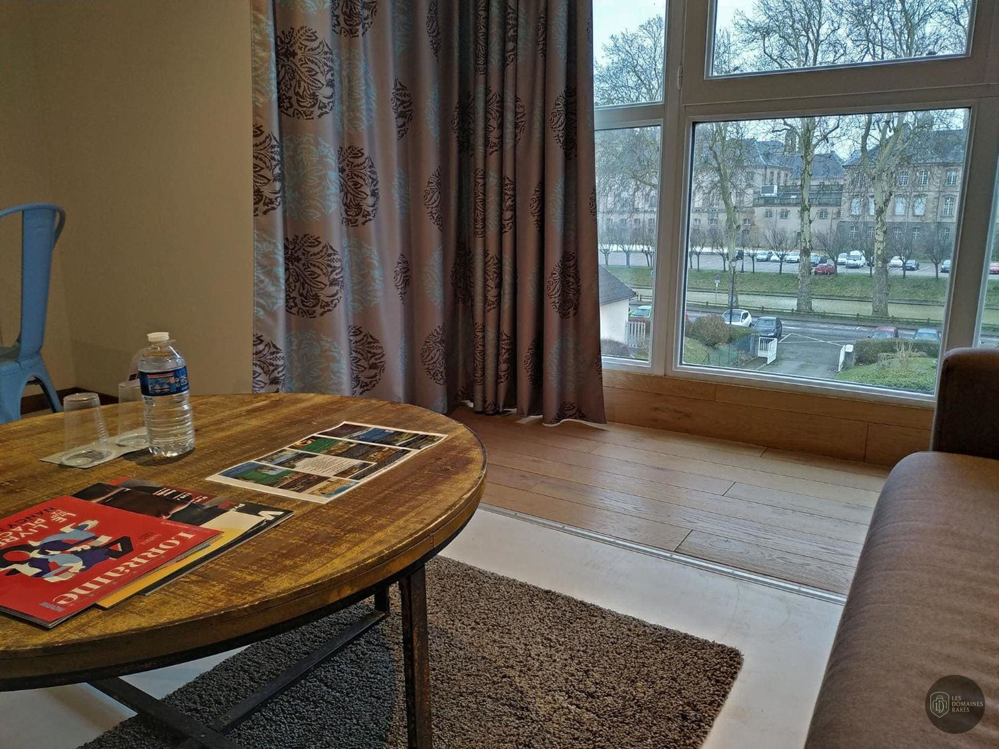 Espace intérieur de l'hôtel Hôtel Les Pages à Lunéville en Grand Est