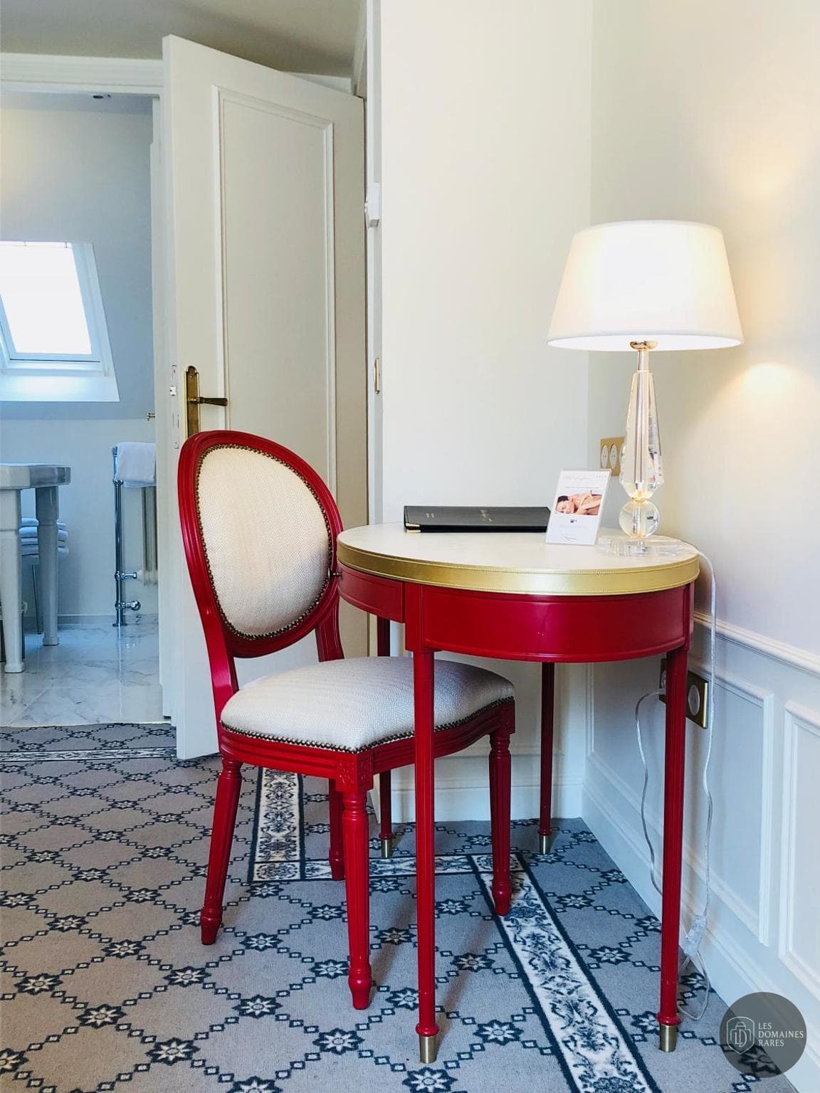 Vue extérieure de l'hôtel Hôtel Mayfair à Paris en Île-de-France