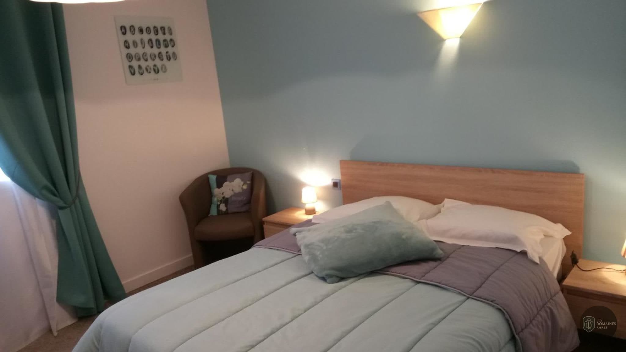 Vue extérieure de l'hôtel Hôtel Montespan à Bourbon en Auvergne-Rhône-Alpes