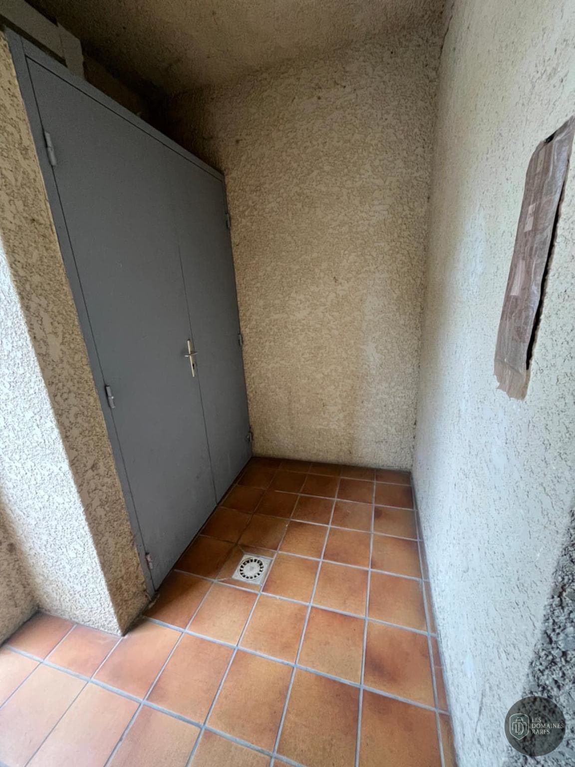 Vue extérieure de l'hôtel Hôtel Muret à Sigoyer en Provence-Alpes-Côte d'Azur