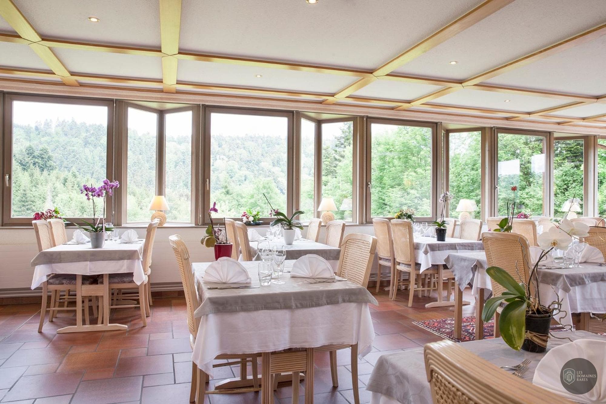 Restaurant de l'hôtel Hôtel Neuhauser à La en Grand Est
