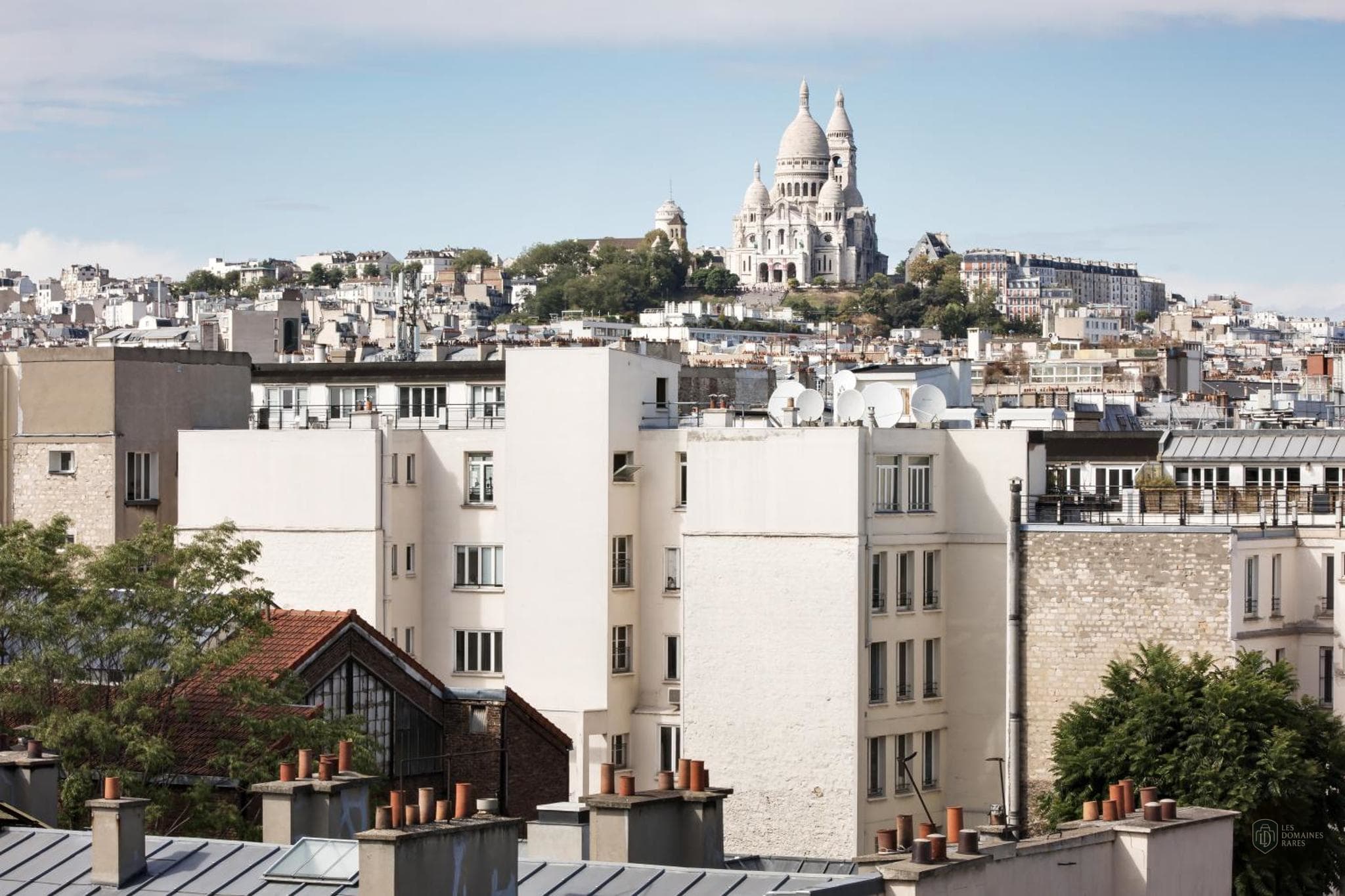 Vue extérieure de l'hôtel Hôtel Paradis à Lourdes en Occitanie