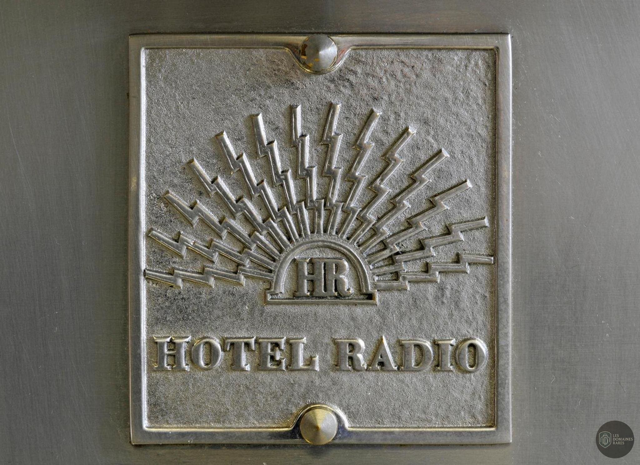 Vue extérieure de l'hôtel Hôtel Radio en Auvergne-Rhône-Alpes