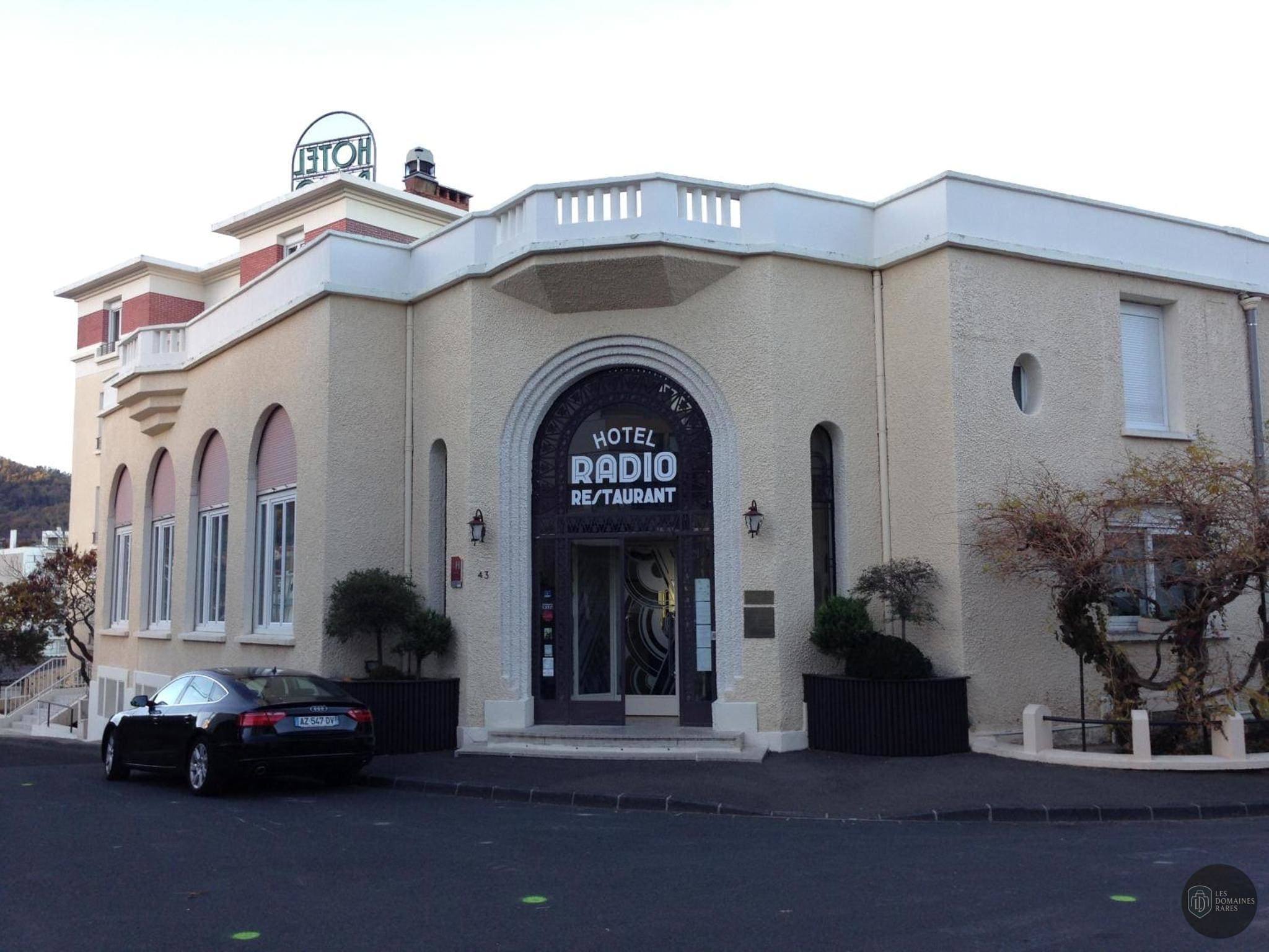 Vue extérieure de l'hôtel Hôtel Radio en Auvergne-Rhône-Alpes