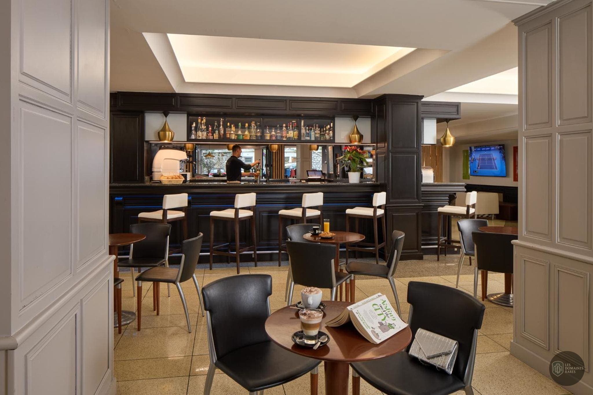 Espace intérieur de l'hôtel Hôtel Roissy à Lourdes en Occitanie
