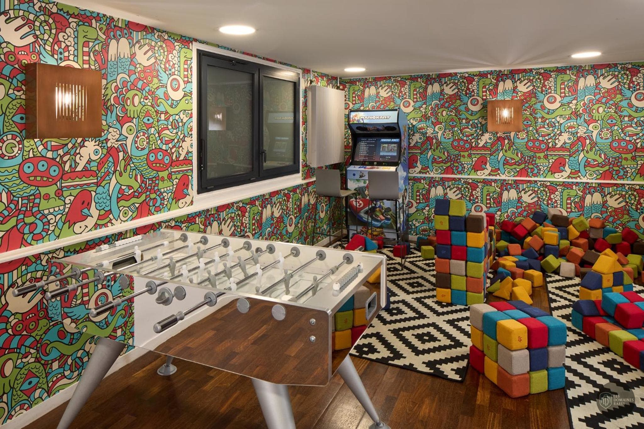 Espace intérieur de l'hôtel Hôtel Roissy à Lourdes en Occitanie