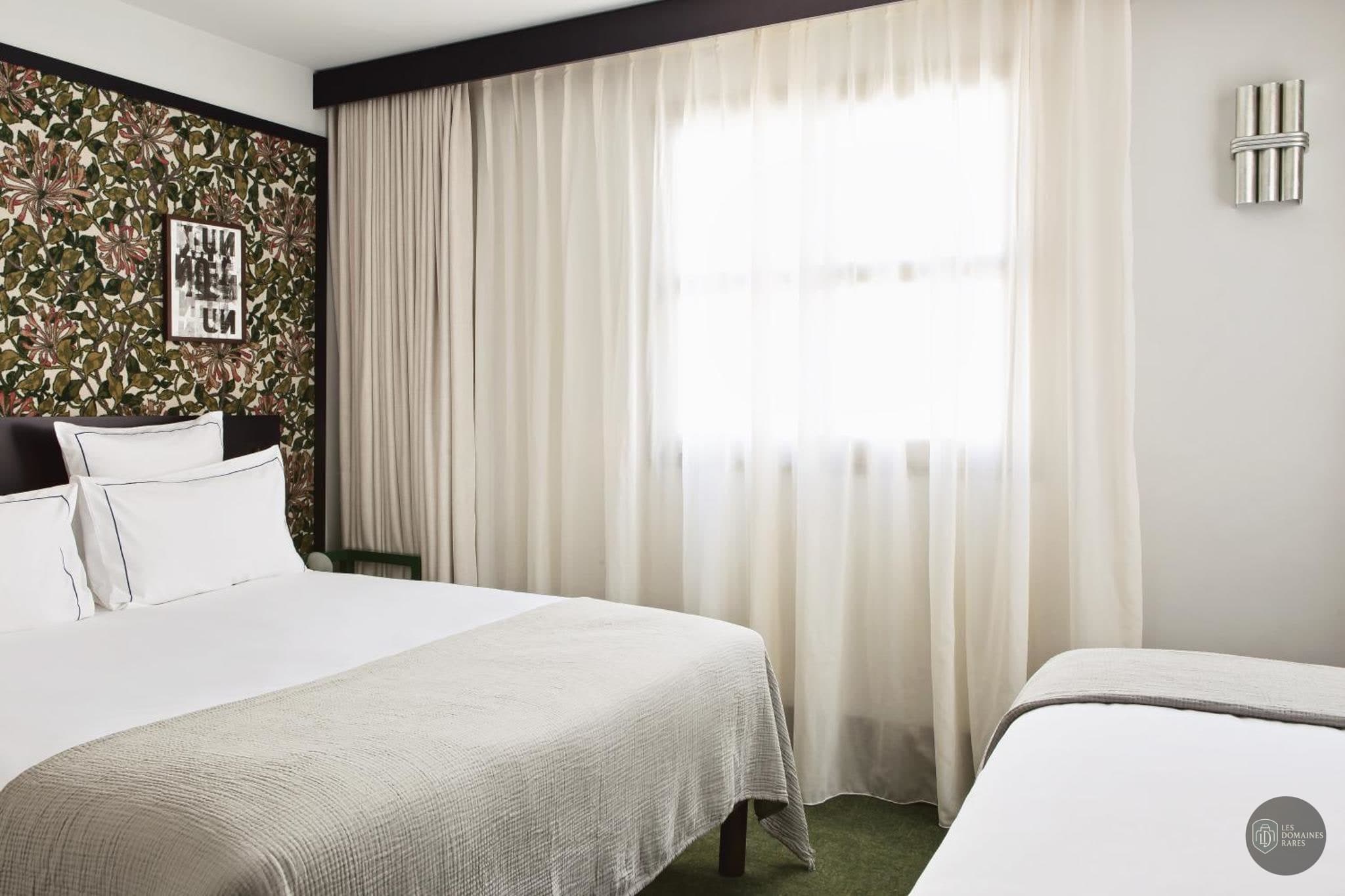 Chambre de l'hôtel Hôtel Rosalie à Paris en Île-de-France