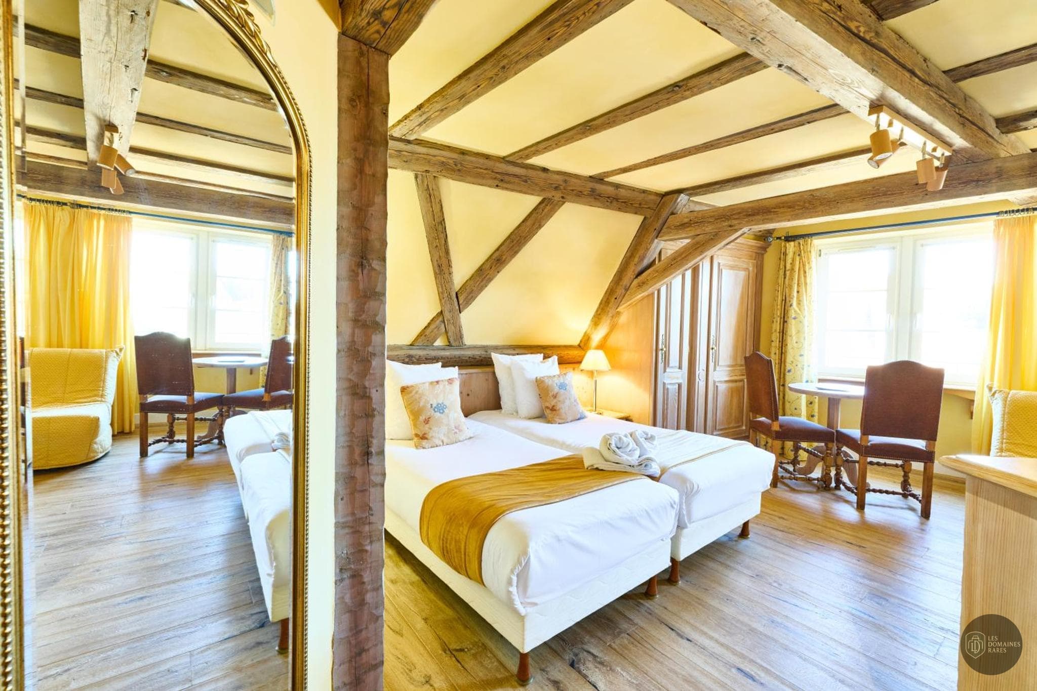 Restaurant de l'hôtel Hôtel Saint-Martin en Nouvelle-Aquitaine - séminaire saint-maixent-l'école, france
