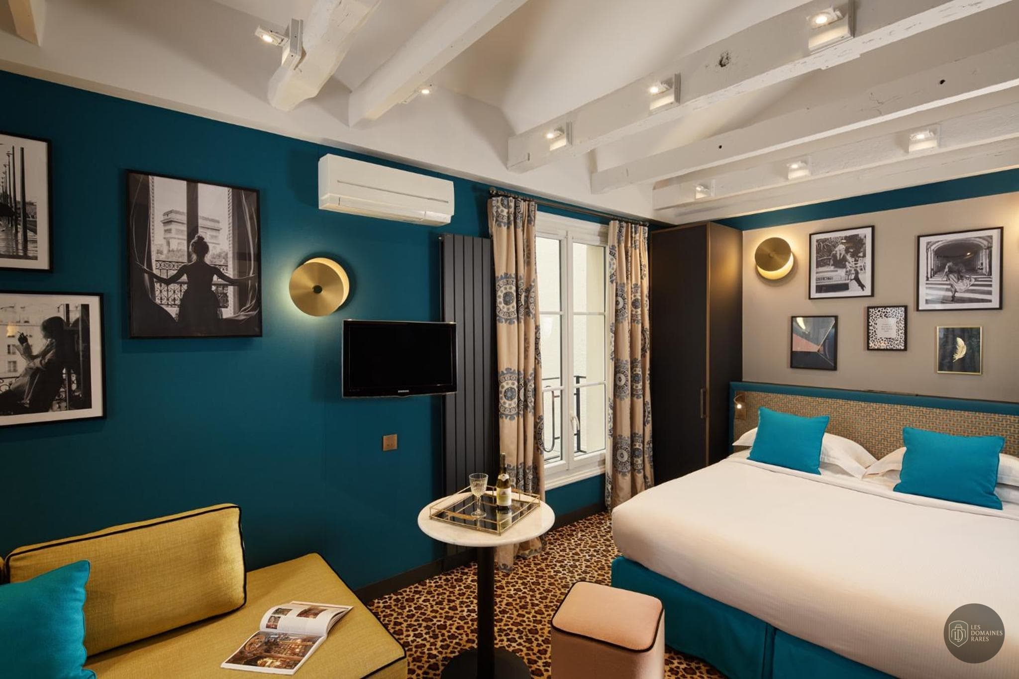 Chambre de l'hôtel Hôtel Saint Germain à Paris en Île-de-France - séminaire paris france coordonnées gps latitude : 48.854776