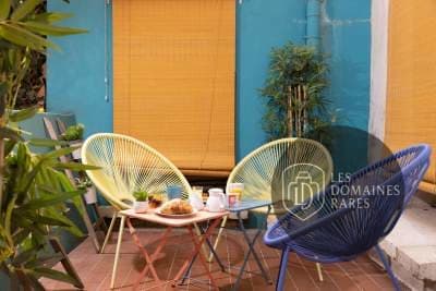 Vue extérieure de l'hôtel Hôtel Victoria à Draguignan en Provence-Alpes-Côte d'Azur