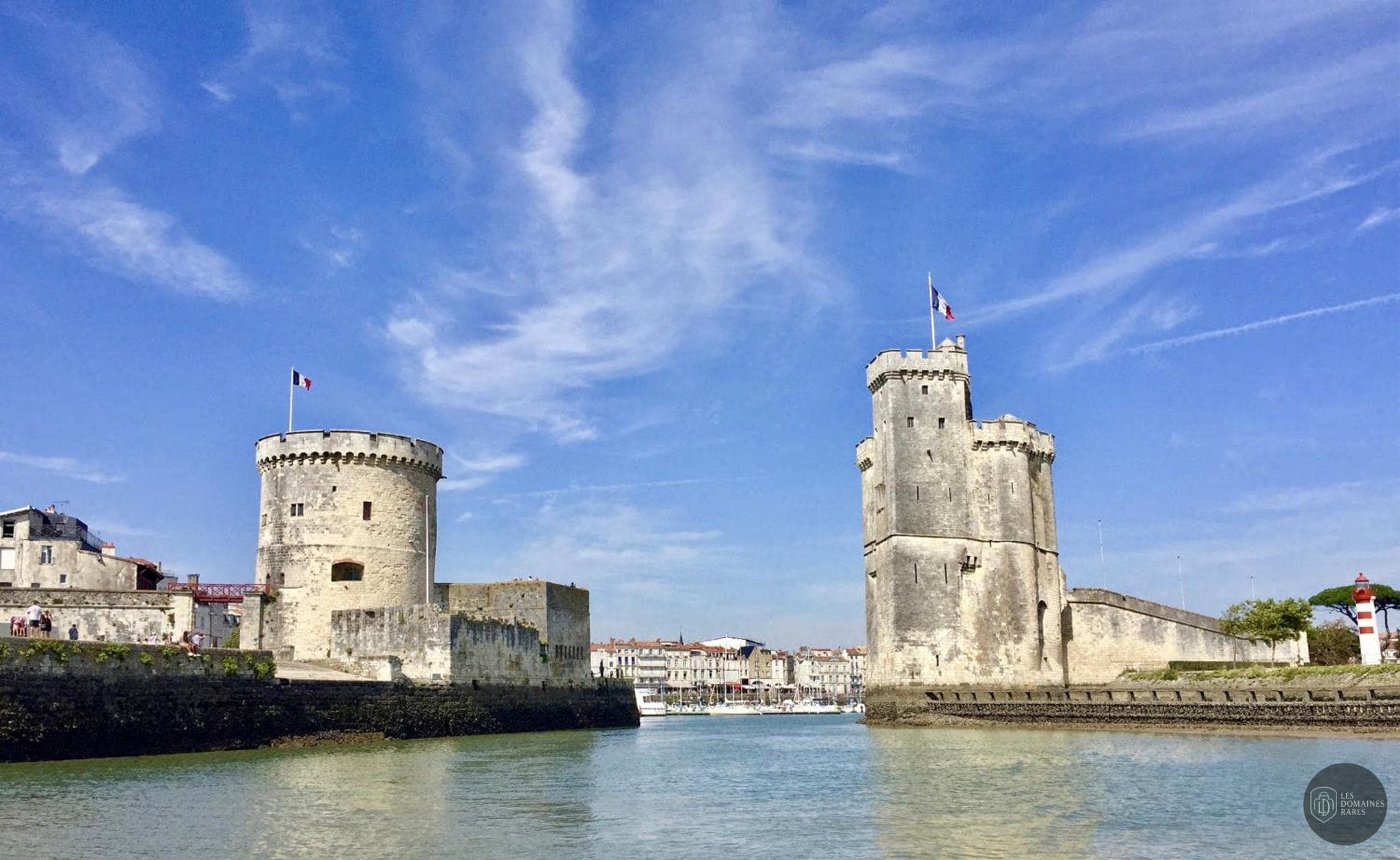 Vue extérieure de l'hôtel Hôtel d'Orbigny en Nouvelle-Aquitaine