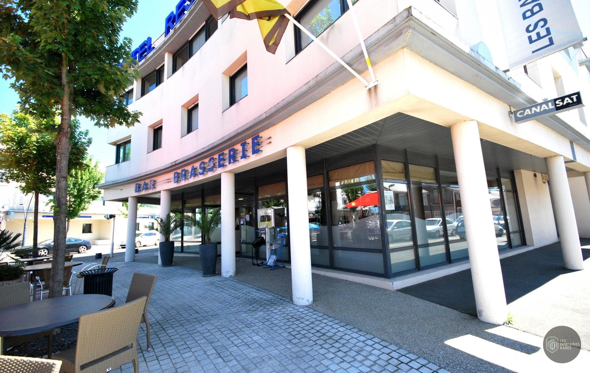 Vue extérieure de l'hôtel Hôtel de Loire à Trélazé en Pays de la Loire