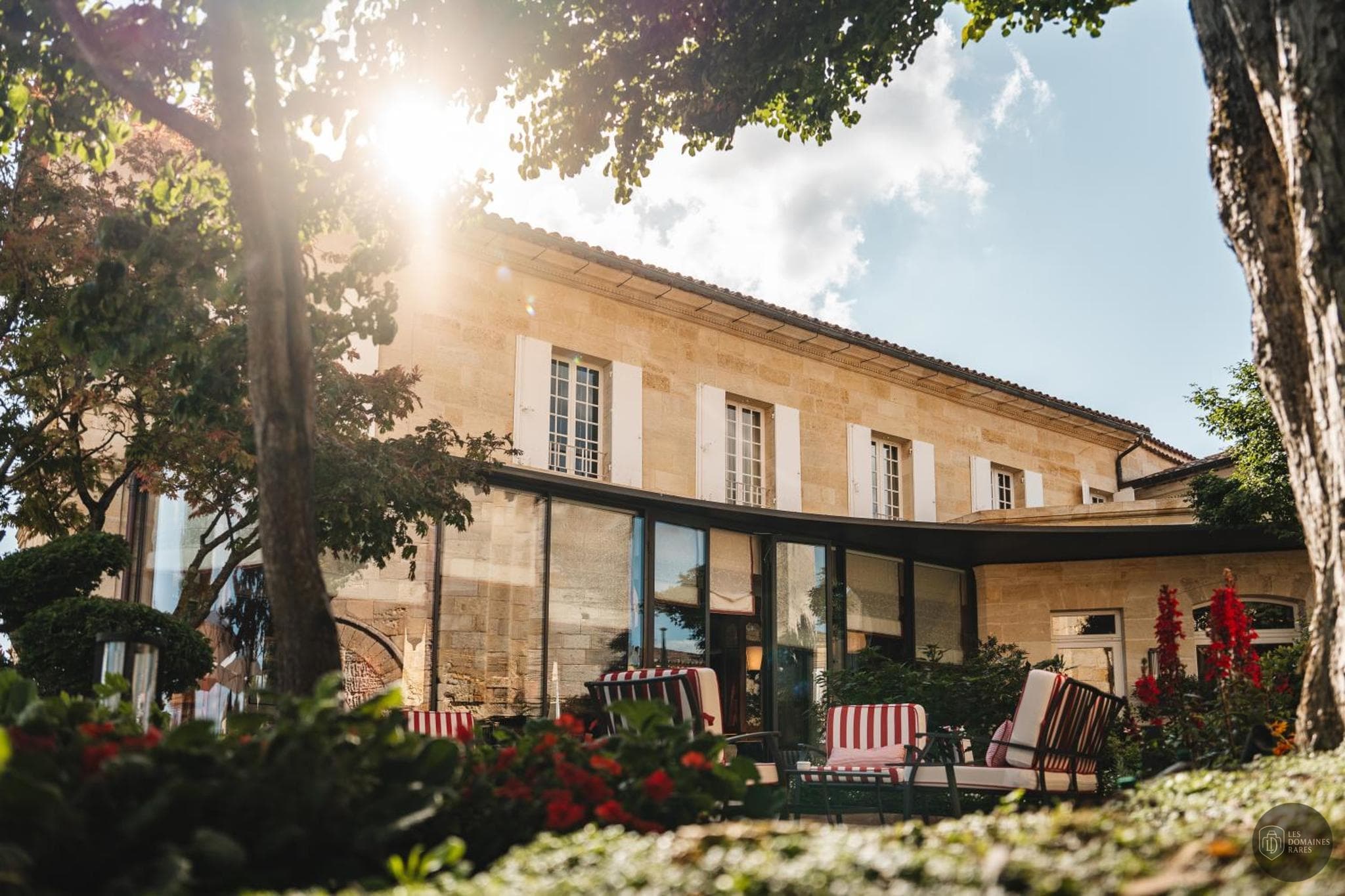 Vue extérieure de l'hôtel Hôtel de Pavie en Nouvelle-Aquitaine