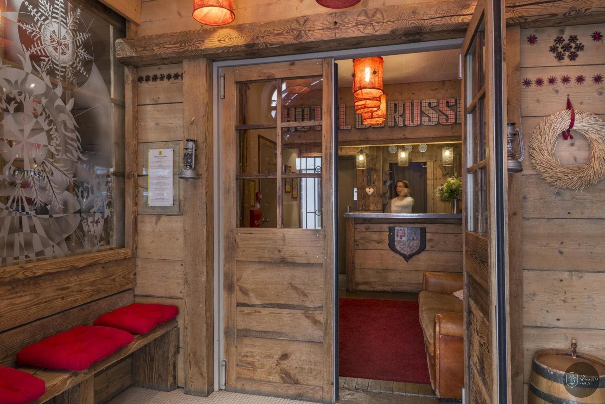 Vue extérieure de l'hôtel Hôtel de Russie en Auvergne-Rhône-Alpes