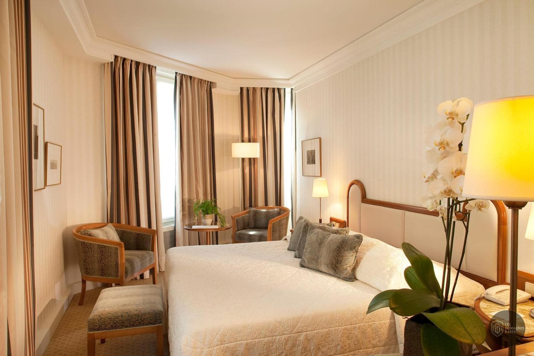Chambre de l'hôtel Hôtel de l'Arcade à Paris en Île-de-France - séminaire paris