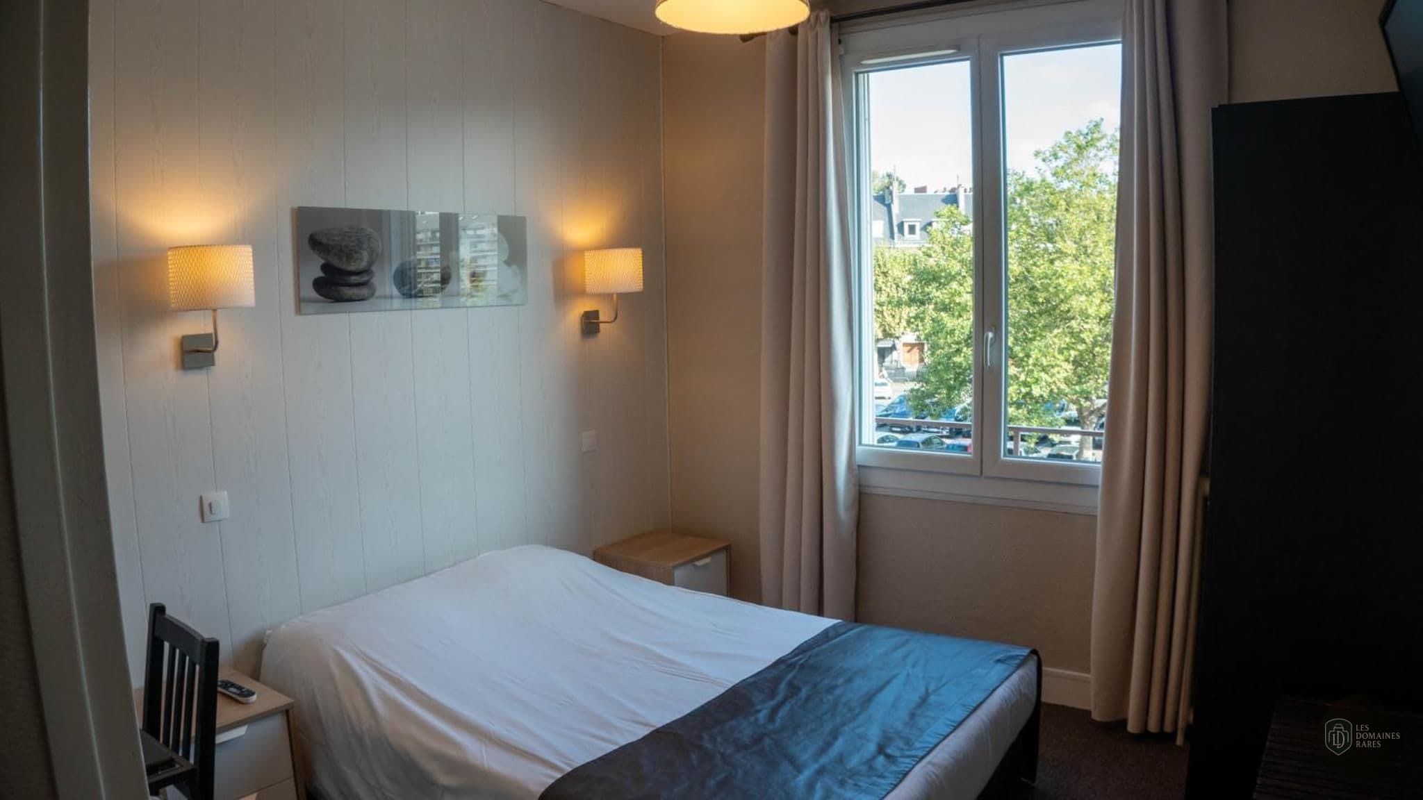 Chambre de l'hôtel Hôtel de l'Univers à Arras en Hauts-de-France - séminaire pas-de-calais (62)