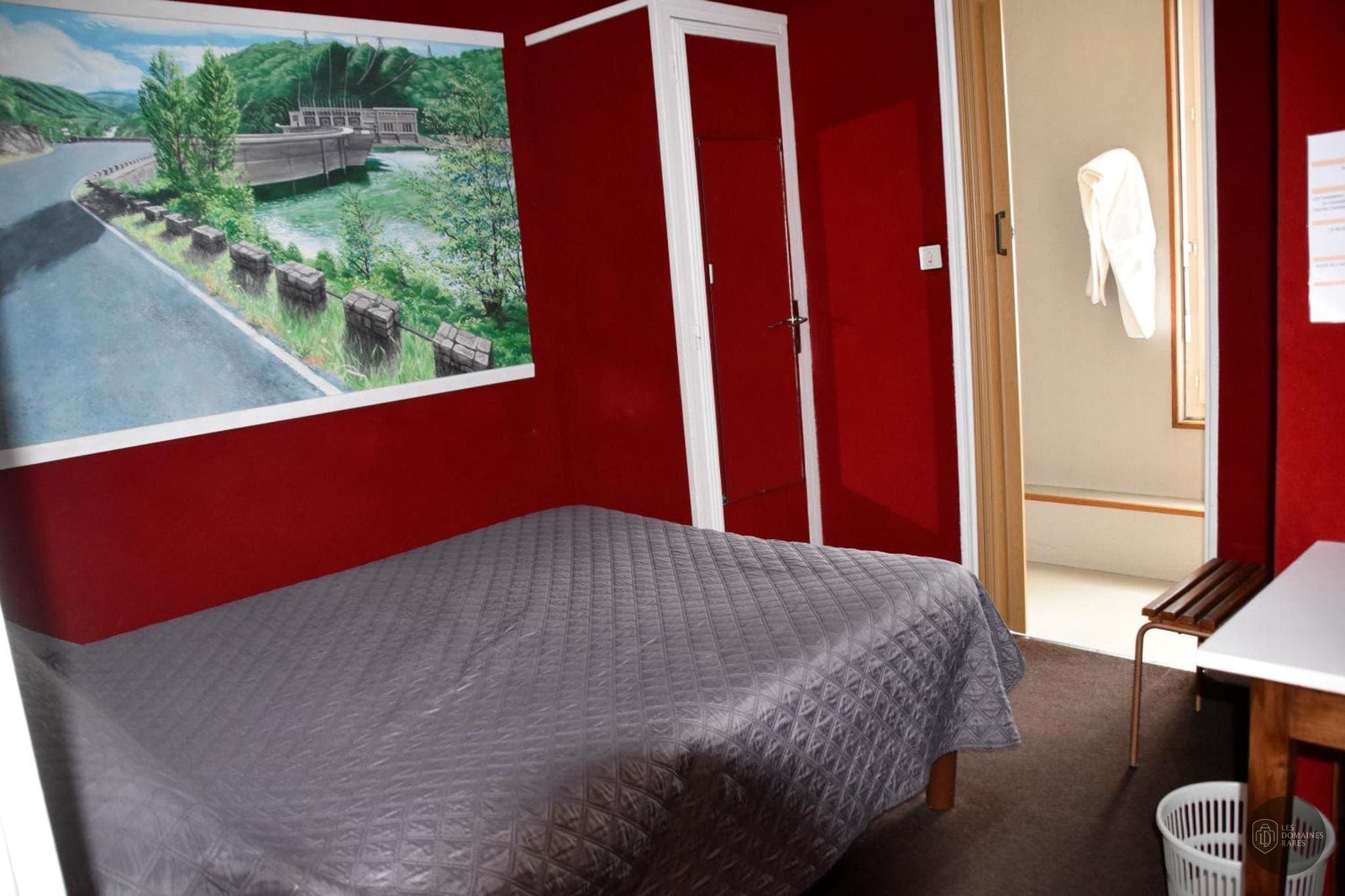 Espace intérieur de l'hôtel Hôtel du Laca en Occitanie