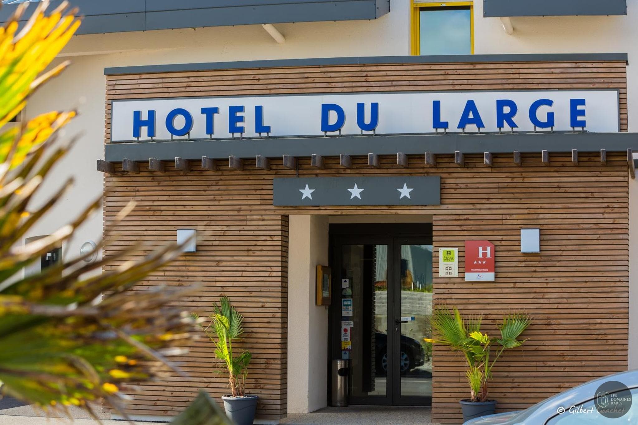Vue extérieure de l'hôtel Hôtel du Large en Bretagne
