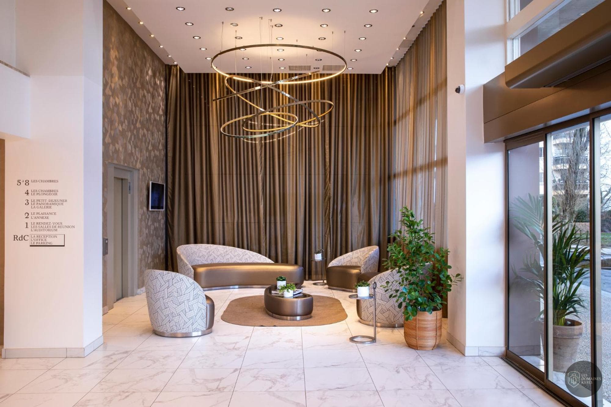 Espace intérieur de l'hôtel Hôtel du Port en Île-de-France