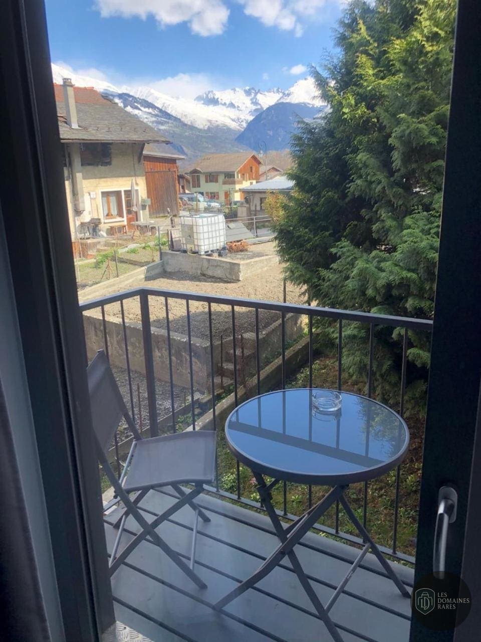 Vue extérieure du domaine Hôtel l'Alpin à Landry en Auvergne-Rhône-Alpes
