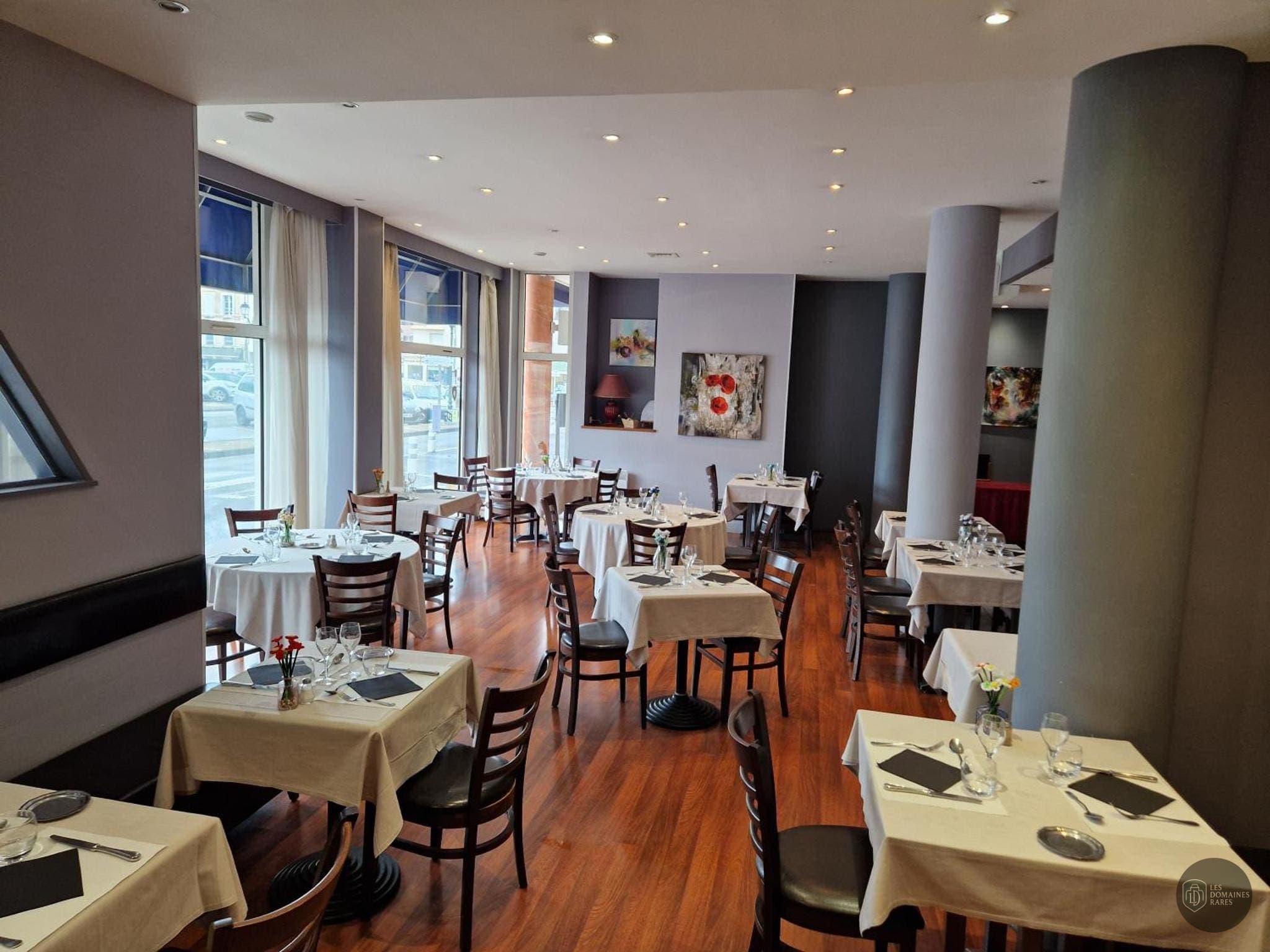 Restaurant de l'hôtel Hôtel l'Amandois en Centre-Val de Loire